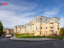 Prodej bytu 2+kk, Karlovy Vary - Doubí, Spálená, 73 m2