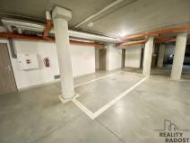 Pronájem garážového stání, Olomouc, Jarmily Glazarové, 12 m2