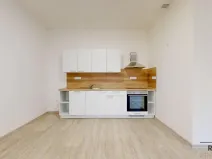 Prodej bytu 2+kk, Třebíč - Vnitřní Město, Karlovo nám., 80 m2