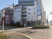 Pronájem garážového stání, Pardubice, Pichlova, 13 m2