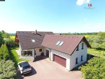 Prodej rodinného domu, Jenišovice, 355 m2