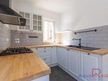 Prodej podílu bytu 2+1, Karlovy Vary, 5. května, 59 m2