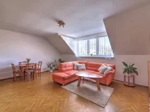 Prodej bytu 2+kk, Šanov, Komenského, 66 m2