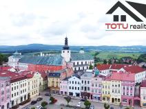 Prodej rodinného domu, Broumov, Mírové náměstí, 490 m2