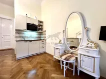 Pronájem bytu 1+kk, Praha - Nové Město, Vodičkova, 31 m2