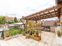 Prodej vícegeneračního domu, Praha, Klapkova, 246 m2