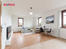 Prodej bytu 3+kk, Jesenice, Mezi Domy, 84 m2