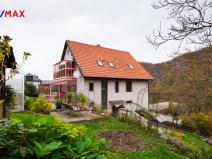 Prodej komerční nemovitosti, Měchenice, Hlavní, 330 m2