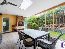 Prodej vícegeneračního domu, Podolanka, Pod Strání, 333 m2