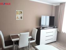 Pronájem bytu 2+kk, Karlovy Vary - Stará Role, Karlovarská, 36 m2