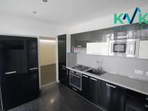 Prodej bytu 3+1, Karlovy Vary, Krušnohorská, 68 m2