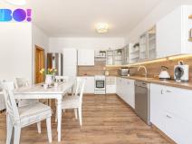 Prodej bytu 3+kk, Kostelec nad Černými lesy, náměstí Smiřických, 85 m2