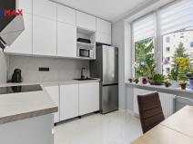 Prodej bytu 2+1, Karlovy Vary, K. Čapka, 57 m2