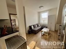 Pronájem bytu 2+kk, Plzeň - Jižní Předměstí, Politických vězňů, 38 m2