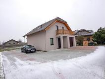 Pronájem rodinného domu, Šestajovice, Šeříková, 155 m2