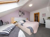 Pronájem bytu 2+kk, Praha - Smíchov, U Santošky, 50 m2