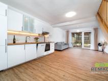 Pronájem bytu 3+kk, Staré Město, Salašská, 110 m2