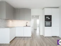 Prodej bytu 3+1, Praha, Urbánkova, 80 m2