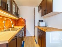 Prodej bytu 1+kk, Praha - Řepy, Laudova, 37 m2