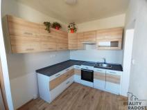 Prodej bytu 1+1, Hodonín, Luční, 35 m2