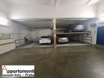 Pronájem garážového stání, Praha - Nové Město, Štěpánská, 15 m2