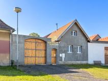 Prodej rodinného domu, Louny, 478 m2