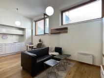 Pronájem bytu 1+kk, Praha - Vinohrady, Uruguayská, 38 m2