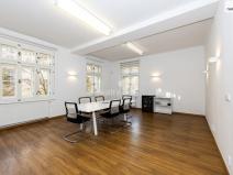 Pronájem kanceláře, Praha, Na dolinách, 200 m2