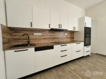 Pronájem bytu 3+1, Sokolov, Nádražní, 100 m2