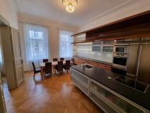 Prodej bytu 3+1, Praha - Nové Město, Jungmannovo náměstí, 129 m2