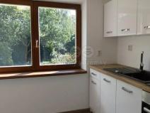 Prodej bytu 3+1, Týnec nad Labem, Masarykovo náměstí, 72 m2