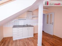 Pronájem bytu 1+1, Kolín - Kolín I, Husova, 53 m2