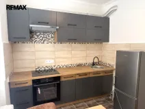 Pronájem bytu 2+1, Karlovy Vary, K. Čapka, 57 m2