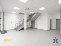 Pronájem obchodního prostoru, Brno, 444 m2