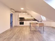 Pronájem bytu 3+kk, Praha - Karlín, Sokolovská, 62 m2