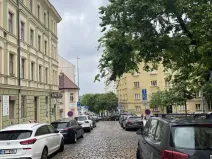 Pronájem garážového stání, Praha - Vinohrady, Rybalkova, 20 m2