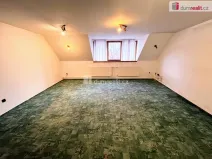 Pronájem rodinného domu, Uherské Hradiště, Jižní, 145 m2