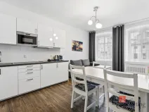 Prodej ubytování, Broumov, Malé náměstí, 298 m2