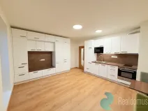 Pronájem bytu 1+kk, České Budějovice, Dobrovodská, 31 m2