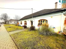 Prodej rodinného domu, Hevlín, 250 m2