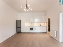 Pronájem bytu 2+kk, Třebíč, Karlovo nám., 29 m2