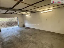 Pronájem garáže, Luhačovice, V Drahách, 30 m2