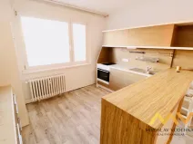 Pronájem bytu 2+kk, Hradec Králové - Nový Hradec Králové, třída Edvarda Beneše, 41 m2