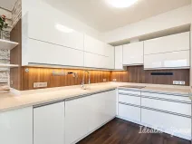 Pronájem bytu 4+kk, Praha - Strašnice, Zvěřinova, 112 m2