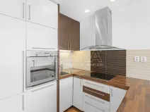 Pronájem bytu 3+kk, Praha - Řepy, Skuteckého, 74 m2