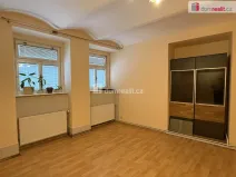Pronájem bytu 1+1, Karlovy Vary, Kolmá, 52 m2