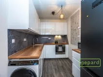 Pronájem bytu 2+kk, Praha, Augustinova, 46 m2