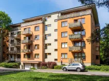 Pronájem garážového stání, Praha - Záběhlice, Podle náhonu, 18 m2