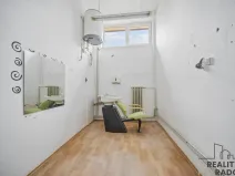 Pronájem obchodního prostoru, Řečany nad Labem, 1. máje, 25 m2