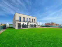 Prodej bytu 4+kk, Praha - Březiněves, Zvěřinových, 153 m2